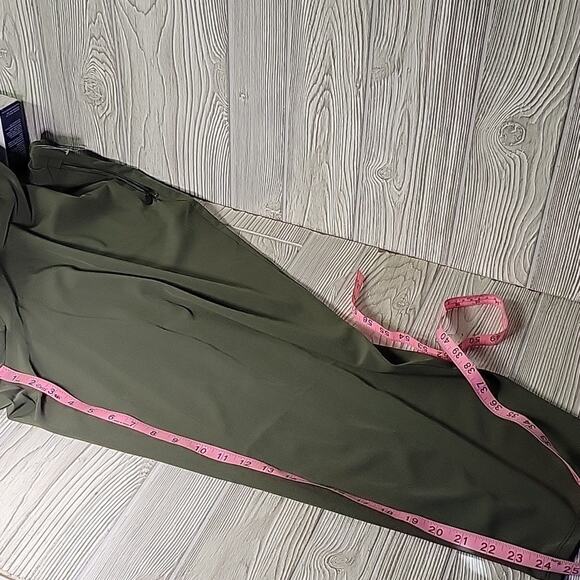 Torrid Happy Camper Olive Green Walking Pant Womens Plus Size 4X NWT - Picture 11 of 12